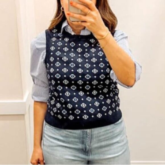 Loft blue and white sweater tank nwt - Picture 4 of 11